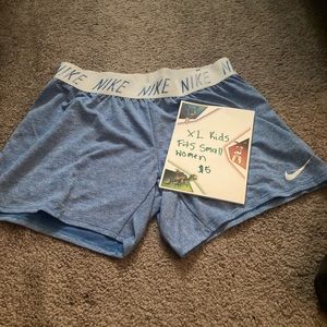 Kids extra large nike shorts fits small women